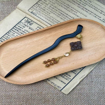 Hairpin with Tibeten Herbal Pendant